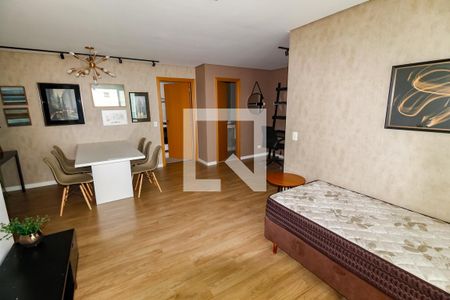 Sala de apartamento à venda com 3 quartos, 102m² em Vila Suzana, São Paulo