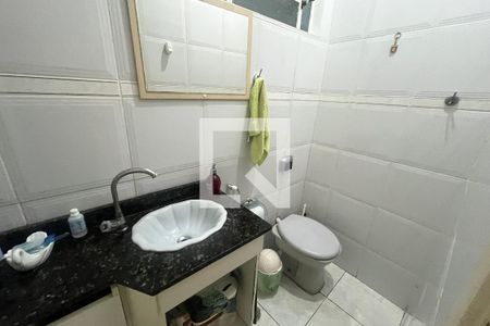 Banheiro 1 de casa à venda com 5 quartos, 571m² em Portuguesa, Rio de Janeiro