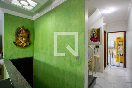 Casa à venda com 3 quartos, 184m² em Vila Eldizia, Santo André