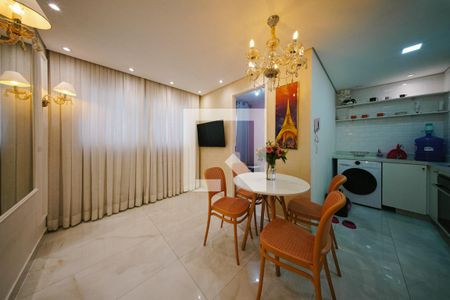 Sala/Cozinha/Área de Serviço  de apartamento à venda com 2 quartos, 36m² em Vila Pierina, São Paulo