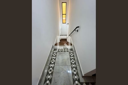 Escada de casa à venda com 3 quartos, 280m² em Presidente Altino, Osasco
