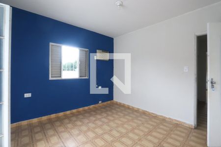 Quarto 1 de casa à venda com 2 quartos, 215m² em Jardim Angela (zona Leste), São Paulo