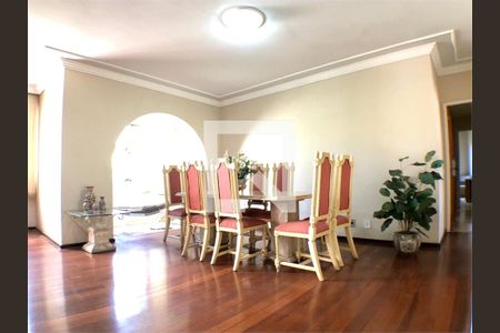 Apartamento à venda com 3 quartos, 195m² em Santo Antônio, Belo Horizonte