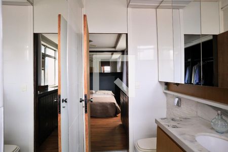 Banheiro da Suíte de apartamento para alugar com 4 quartos, 253m² em Santo Agostinho, Belo Horizonte
