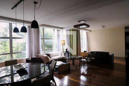 Sala de apartamento para alugar com 4 quartos, 253m² em Santo Agostinho, Belo Horizonte