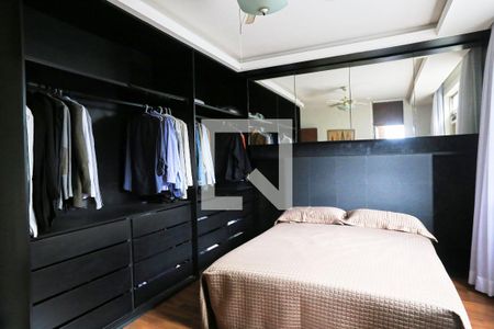 Suíte de apartamento para alugar com 4 quartos, 253m² em Santo Agostinho, Belo Horizonte