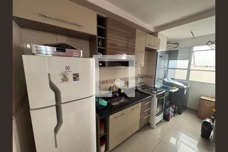Cozinha de apartamento à venda com 2 quartos, 47m² em Vila Zefira, São Paulo