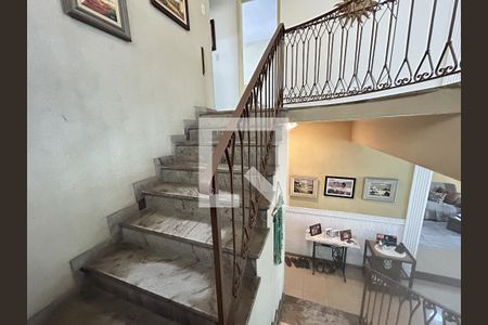 Casa à venda com 6 quartos, 341m² em Vila Valqueire, Rio de Janeiro