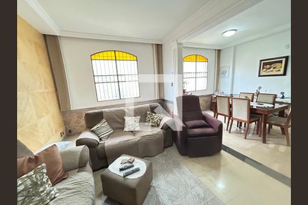 Sala 2 de casa à venda com 6 quartos, 341m² em Vila Valqueire, Rio de Janeiro