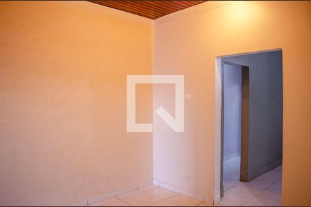 Sala de casa para alugar com 4 quartos, 180m² em Setor Central, Goiânia