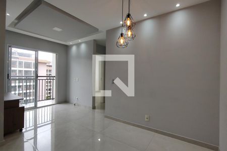 Sala de apartamento para alugar com 2 quartos, 50m² em Taquara, Rio de Janeiro