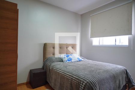 Quarto 2 de apartamento à venda com 2 quartos, 46m² em Chácara das Pedras, Porto Alegre