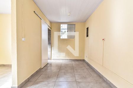 Sala/quarto de casa para alugar com 1 quarto, 35m² em Vila São José, São Paulo
