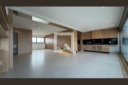 Apartamento para alugar com 3 quartos, 160m² em Vila Olímpia, São Paulo