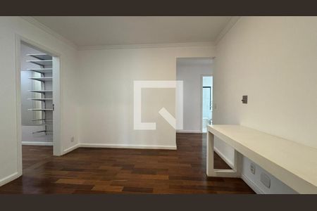Apartamento para alugar com 4 quartos, 200m² em Chácara Klabin, São Paulo