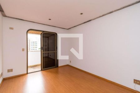 Apartamento para alugar com 4 quartos, 370m² em Vila Suzana, São Paulo