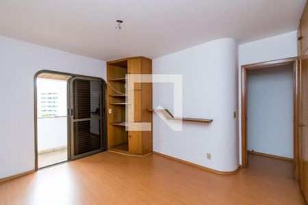 Apartamento para alugar com 4 quartos, 370m² em Vila Suzana, São Paulo