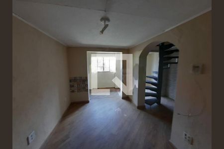 Casa à venda com 3 quartos, 149m² em Vila Santana, São Paulo