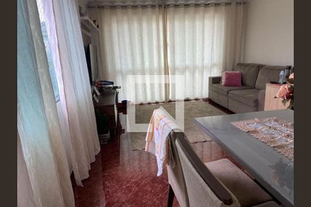 Casa à venda com 4 quartos, 250m² em Jardim Guarani, São Paulo