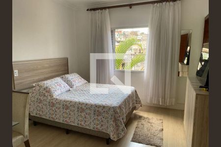 Casa à venda com 4 quartos, 250m² em Jardim Guarani, São Paulo