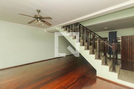 Sala de casa para alugar com 5 quartos, 212m² em Vila Ema, São Paulo
