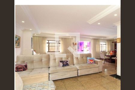 Casa à venda com 4 quartos, 348m² em Campo Grande, São Paulo