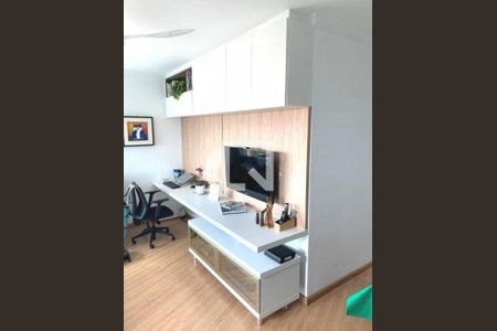 Apartamento à venda com 2 quartos, 82m² em Vila Marari, São Paulo