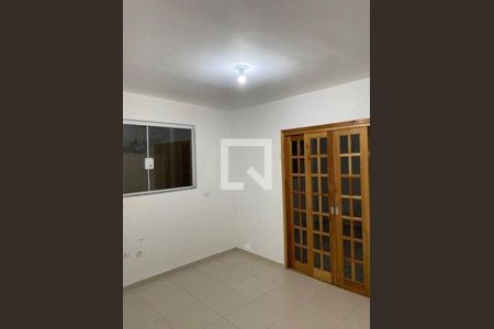 Casa à venda com 3 quartos, 300m² em Vila do Castelo, São Paulo