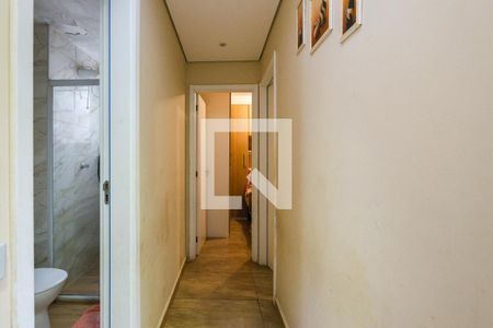 Corredor de apartamento à venda com 2 quartos, 43m² em Jardim Helga, São Paulo