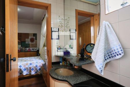 Banheiro da Suíte de apartamento à venda com 4 quartos, 110m² em Silveira, Belo Horizonte