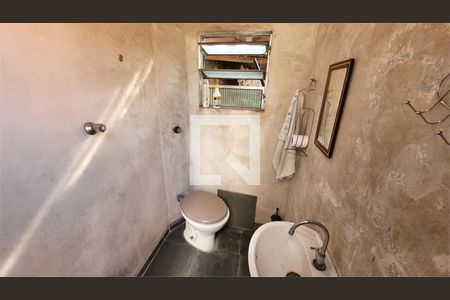 Casa à venda com 4 quartos, 80m² em Vila Moinho Velho, São Paulo