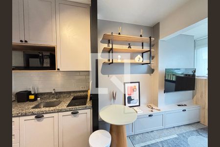 Sala/Cozinha de apartamento para alugar com 1 quarto, 27m² em Vila Olímpia, São Paulo