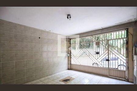 Casa à venda com 2 quartos, 200m² em Jardim Bandeirantes (Zona Norte), São Paulo