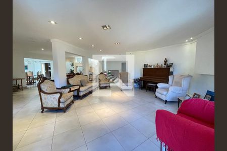 Sala de casa à venda com 5 quartos, 650m² em Parque dos Principes, São Paulo