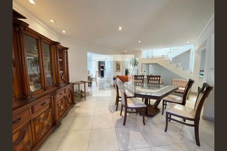 Sala de casa à venda com 5 quartos, 650m² em Parque dos Principes, São Paulo