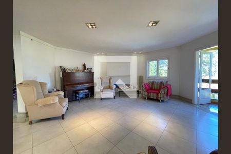 Sala de casa à venda com 5 quartos, 650m² em Parque dos Principes, São Paulo