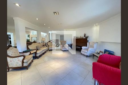 Sala de casa à venda com 5 quartos, 650m² em Parque dos Principes, São Paulo