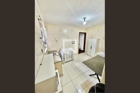 Casa à venda com 4 quartos, 150m² em Jardim Colorado, São Paulo