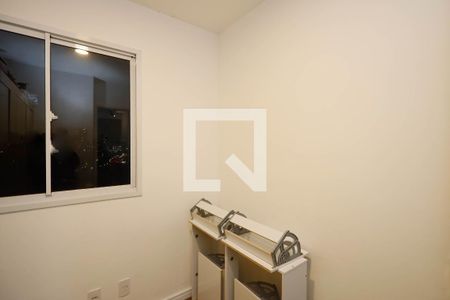 Quarto 2 de apartamento para alugar com 2 quartos, 32m² em Parque Vitoria, São Paulo