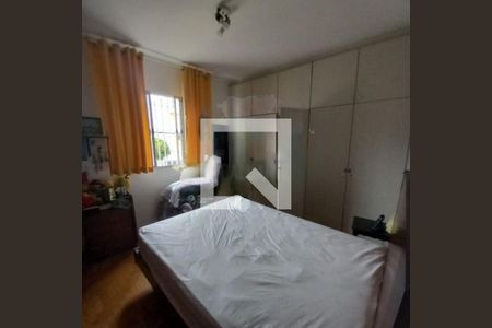 Casa à venda com 2 quartos, 123m² em Jardim Aeroporto, São Paulo