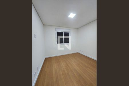 Casa à venda com 3 quartos, 117m² em Jardim Santa Cruz (Campo Grande), São Paulo