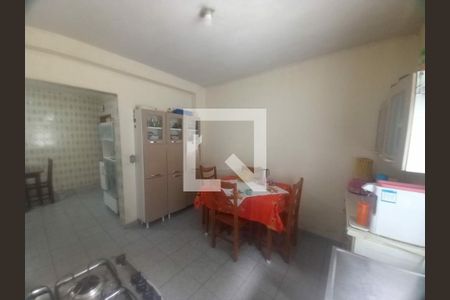 Casa à venda com 4 quartos, 180m² em Jardim Umuarama, São Paulo