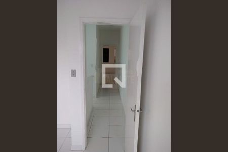 Casa à venda com 2 quartos, 190m² em Jardim Itacolomi, São Paulo