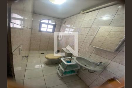 Casa à venda com 4 quartos, 198m² em Vila Ester (Zona Norte), São Paulo