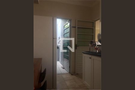 Casa à venda com 2 quartos, 70m² em Vila Albertina, São Paulo