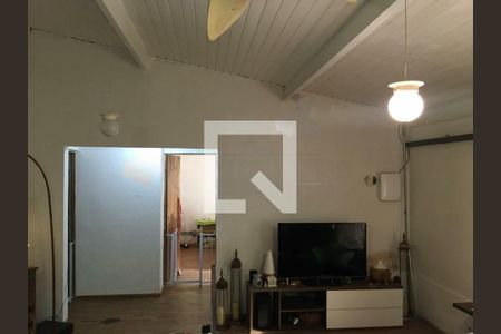 Casa à venda com 4 quartos, 550m² em Interlagos, São Paulo