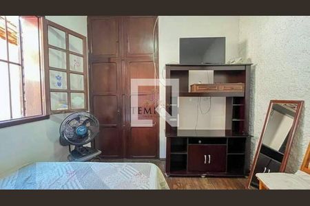 Casa à venda com 4 quartos, 244m² em Ouro Preto, Belo Horizonte