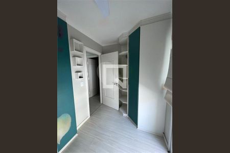 Casa à venda com 3 quartos, 127m² em Guaíra, Curitiba