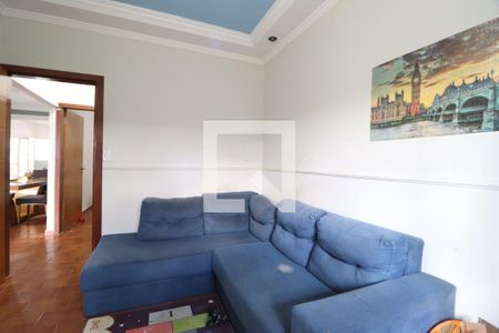 Quarto 1 de casa para alugar com 4 quartos, 200m² em Santa Mônica, Uberlândia