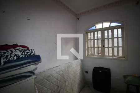 Quarto 2 de casa à venda com 4 quartos, 250m² em Jardim Paris, São Paulo